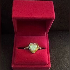 Kurt Geiger Elegant Heart-Shaped Multicolor/ Opal  Ring